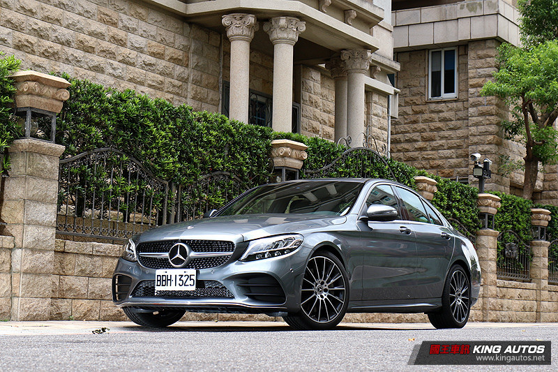 C300 Evolution 進化感受因人而異 ─《Mercedes-Benz C 300》進化版試駕報導